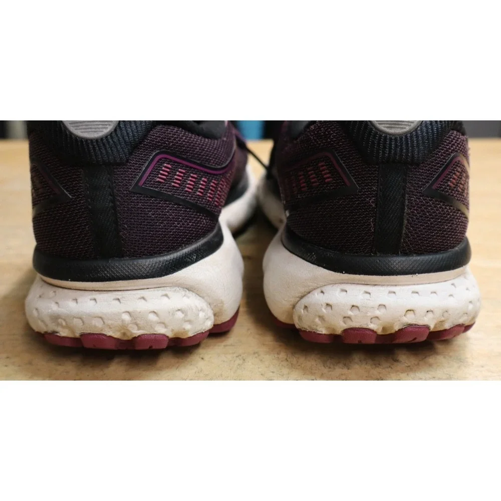 Brooks Ghost 12 Cushion Neutral Black Pink Womens Size 9 B Medium